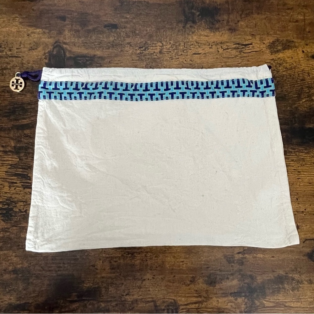 Tory Burch natural canvas drawstring dust bag.